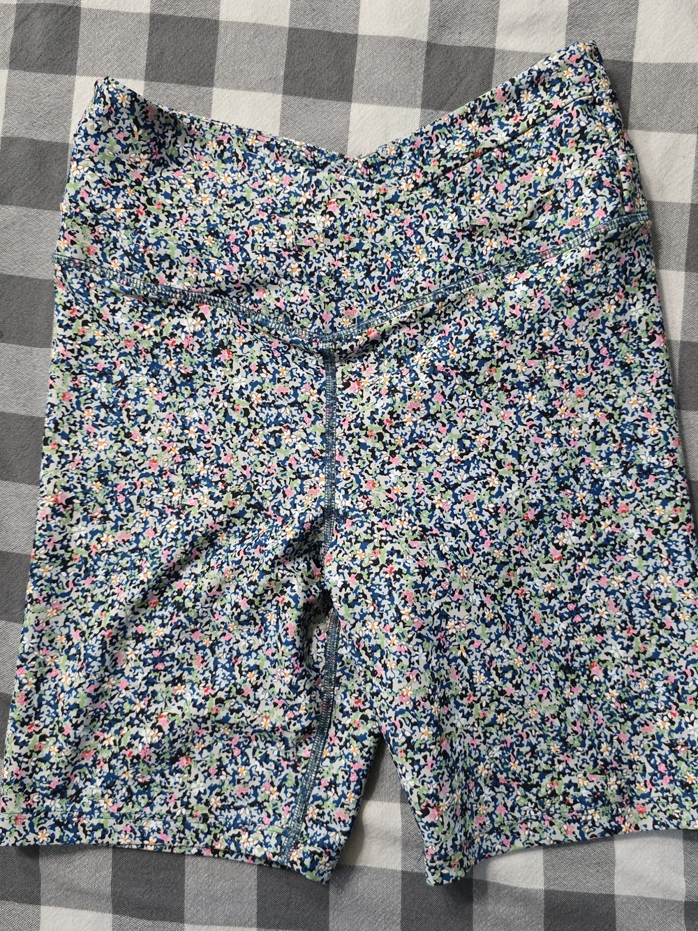 SAGE Collective Women’s Small Floral High Rise Biker Shorts Activewear